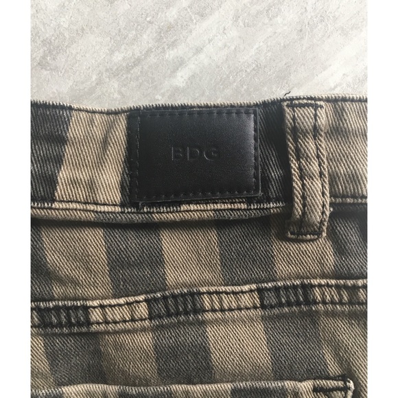 BDG Striped High Rise Dree Cheeky Jean Shorts - Picture 5 of 7
